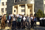 تجمع کارکنان اداری قوه قضاییه در اعتراض به وضعیت معیشتی خود