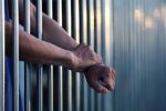 سهیم شدن دانش آموزان یک دبیرستان در آزادی چهار زندانی