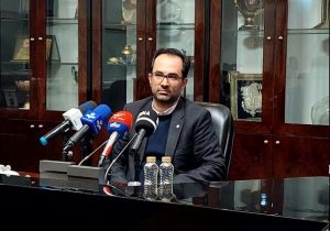 دکتر بهنام حبیب زاده مؤمن، رئیس کانون وکلای مرکز: آینده دستگاه قضایی و کانون وکلا در گرو ارتباطات سازنده است   