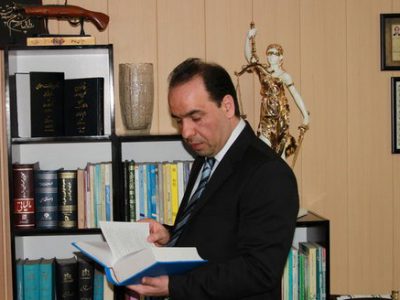 وکیل سیدمهدی حجتی: عملکرد کمیسیون اصل ۹۰ باید مورد آسیب شناسی قرار گیرد