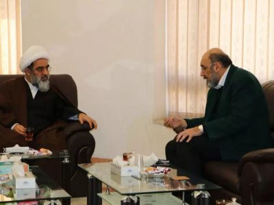 دکتر کوشا در دیدار با علما و آیات عظام:متأسفانه اقتصاددانان برای وکلا نسخه می پیچند