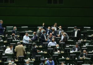 با رفع ایراد شورای نگهبان به «طرح تسهیل صدور مجوزهای کسب وکار»؛ برگزاری آزمون وکالت اجباری شد/ هیچ سابقه‌ای جایگزین آزمون وکالت نیست