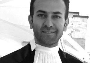 وکیل مسعود دهقانیان: بدون تنظیم شکواییه پرونده را به جریان بیندازید