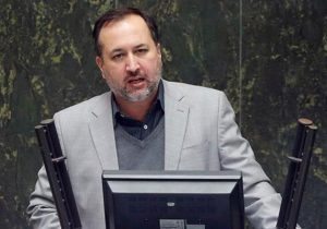 عضو کمیسیون برنامه و بودجه مجلس: افزایش سن بازنشستگی، خلاف قانون است