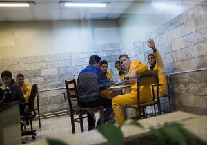 قوه قضاییه اعلام کرد : هیچ محکوم زیر۱۸ سال در زندان نگهداری نمی شود