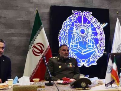انعقاد تفاهم نامه همکاری کانون وکلای مرکز با نیروی زمینی محوری ارتش جمهوری اسلامی ایران