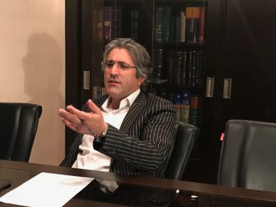 وکیل کامران آقایی: تورم قوانین، یکپارچگی و شفافیت را از نظام حقوقی سلب می کند