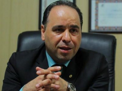 وکیل حجتی: نمی توان به صرف بخشنامه نویسی امیدوار به رعایت تمام و کمال حقوق زندانیان در بازداشتگاه ها و زندان های کشور باشیم