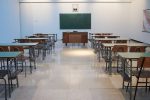 اجرای یک قانون در انتظار تصویب مجلسی‌ها: منع مدرسه‌داری مسئولان کشوری