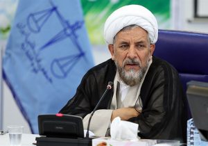 معاون حقوقی قوه قضاییه خطاب به رؤسای کانون‌های وکلا: تا ۱۰ اسفند پیش‌نویس دستورالعمل‌های آیین نامه لایحه استقلال ارائه نشود، رأساً اقدام خواهد شد