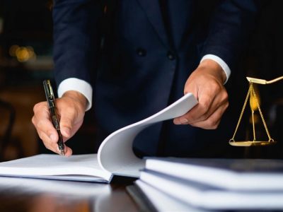 نحوه تنظیم وکالت نامه برای کارآموزان وکالت / مراحل تدوین و امضای قرارداد وکالت