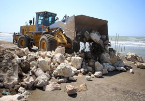 ۶۴۰ هزار متر از سواحل گیلان رفع تصرف شد