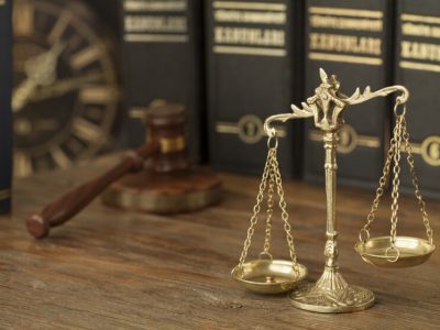 رای وحدت رویه هیات عمومی دیوان عالی کشور درباره مرجع اعتراض شخص ثالث پس از مرحله تجدیدنظر نسبت به اموال و اشیاء مکشوفه جرم