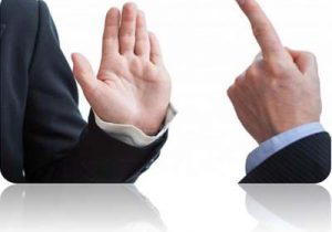 دو سال زندان فقط برای گفتن کلمه “می‌کشمت” در دعوای خیابانی/ تهدید از نظر قانون جرم است