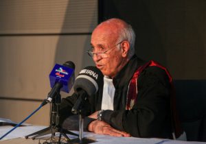 رییس کانون وکلای دادگستری استان کرمانشاه: وکلای دادگستری نباید مجبور به نصب کارت‌خوان شوند/باید نهاد داوری را توسعه داد