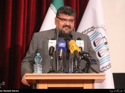 یادداشت/علی مجتهدزاده_ وکیل دادگستری: ایستادن مقابل وکالت به نام وکالت