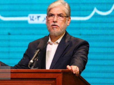 سیمایی صراف: وکالت تخصصی ضروری است زیرا اعتماد جامعه به وکیل افزایش می‌یابد