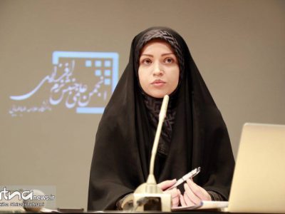 بانوی وکیل عضو هیأت مدیره سازمان بورس شد