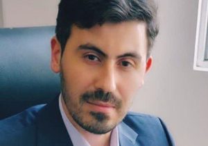 یک قاضی دادگستری در واکنش به پیشنهاد وزیر علوم درباره تغییر سهمیه‌های کنکور: سهمیه‌های کنکور حس تبعیض و بی عدالتی را در وجود بسیاری ایجاد کرده و منجر به مهاجرت و خودکشی بسیاری از جوانان کشور شده است