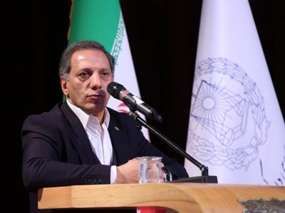 ادیب، رئیس کانون وکلای اصفهان: وکالت حرفه‌ای است که در قلب نظام عدالت قرار دارد   