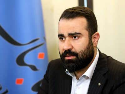 امیرحسین بهارلو، معاون حقوقی مرکز وکلا: نهاد وکالت امروزه در فضای مجازی با پدیده ای موسوم به «وکیل بلاگر» مواجه است/ وضعیت کنونی وکلا در فضای مجازی نشان می‌دهد که تنها با توصیه و ارشاد نمی‌توان به نتیجه مطلوب رسید