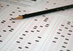 آزمون انتخاب دفتریاری دفتر اسناد رسمی ۲۷ شهریور برگزار می شود