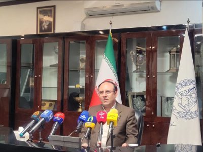 شاه‌محمدی، رئیس جدید کانون وکلای مرکز: سوالات آزمون وکالت سخت‌تر نشده است/ ۳۰ درصد از وکلا پروانه‌های وکالت خود را تمدید نمی‌کنند