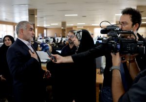 نایب رییس مجلس خبر داد: تعیین تکلیف نیروهای شرکتی تا یک ماه آینده/ با اصلاح قانون کسی بابت مهریه زندان نمی‌رود 