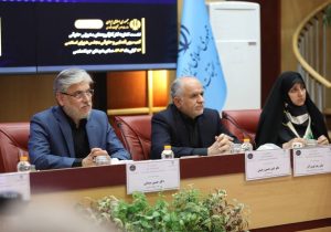 وزیر علوم: مشروعیت قانون به عقلانی بودن آن است