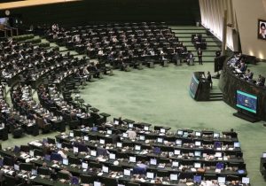 نمایندگان مجلس تاکید کردند؛ مهریه تنها پناه زنان است/ ایران تنها کشوری است که جوان به خاطر ازدواج به زندان می‌رود