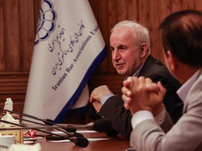 کوچکی‌نژاد: نمایندگان باید از کانون وکلا مشاوره بگیرند؛ ما آمادگی داریم در تصمیم‌گیری‌ها نظر کانون‌ها را نیز ملاک قرار دهیم