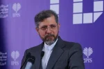خطیب‌زاده: مدارک کافی برای پیگیری حقوقی اعتراف ترامپ به مسئولیت تجاوز علیه ایران وجود دارد