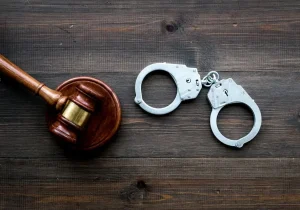 واکنش دادستان لرستان به ماجرای خودکشی جوان الیگودرزی با سلاح گرم؛ سرلک هیچ پرونده قضایی نداشت؛ ادعای رسانههای معاند واقعیت ندارد