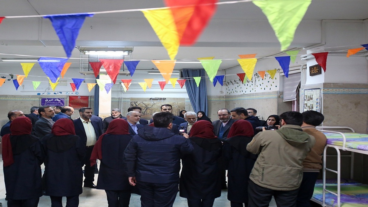 تعیین تکلیف فوری افراد دستگیرشده زیر ۱۸ سال در اغتشاشات اخیر تعیین تکلیف فوری افراد دستگیرشده زیر ۱۸ سال در اغتشاشات اخیر