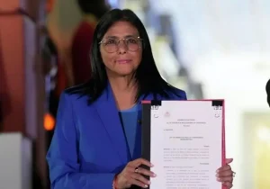 رئیس جمهور موقت ونزوئلا قانون عفو عمومی را امضا کرد