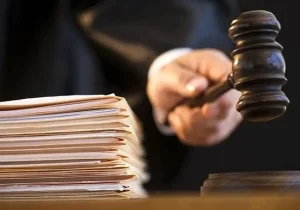حبس برای سه فعال سیاسی به دلیل حمایت از بیانیه میرحسین موسوی