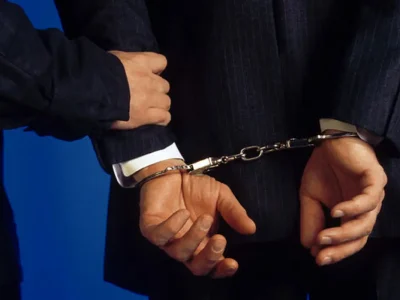 بازداشت یکی از اعضای شورای شهر رضوانشهر به اتهام اخذ رشوه