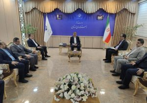 استاندار لرستان: کانون وکلا نقش مهمی در احقاق حقوق شهروندان و تسهیل امر قضاوت دارد