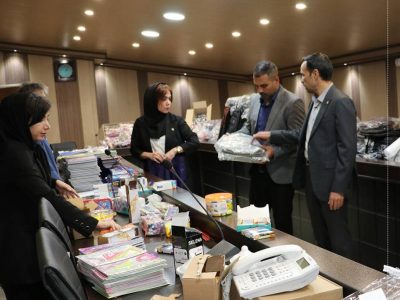 همزمان با آغاز سال تحصیلی؛ توزیع ۲۰۰ بسته لوازم‌التحریر میان نیازمندان توسط کانون وکلای دادگستری همدان   