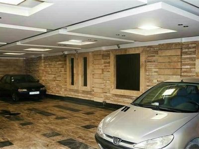 استفاده از پارکینگ همسایه بدون اجازه چه تبعات قانونی دارد؟